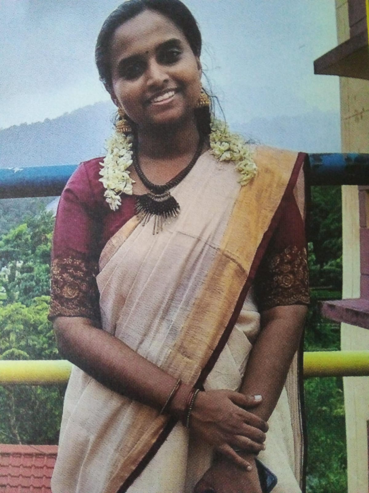 Hindu-Ezhava-Thiyya-Female-Malappuram Matrimony Photo-J676100001